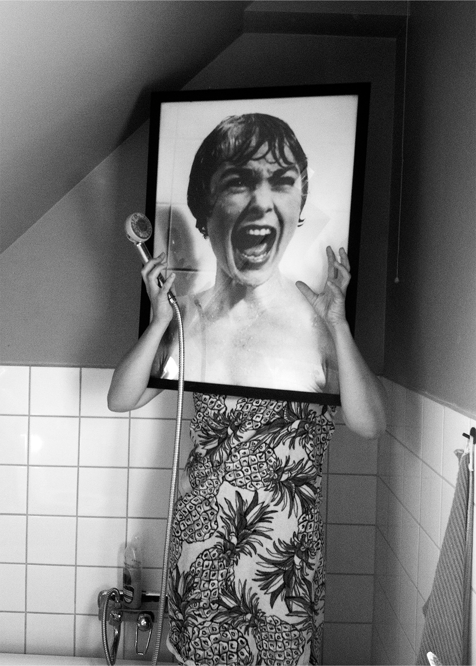 In the Shower, Art Print, Medium 50x70cm